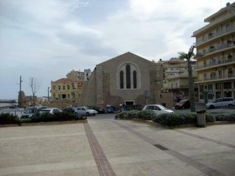 Blue Elegance City Center Heraklion Apartment Exterior foto